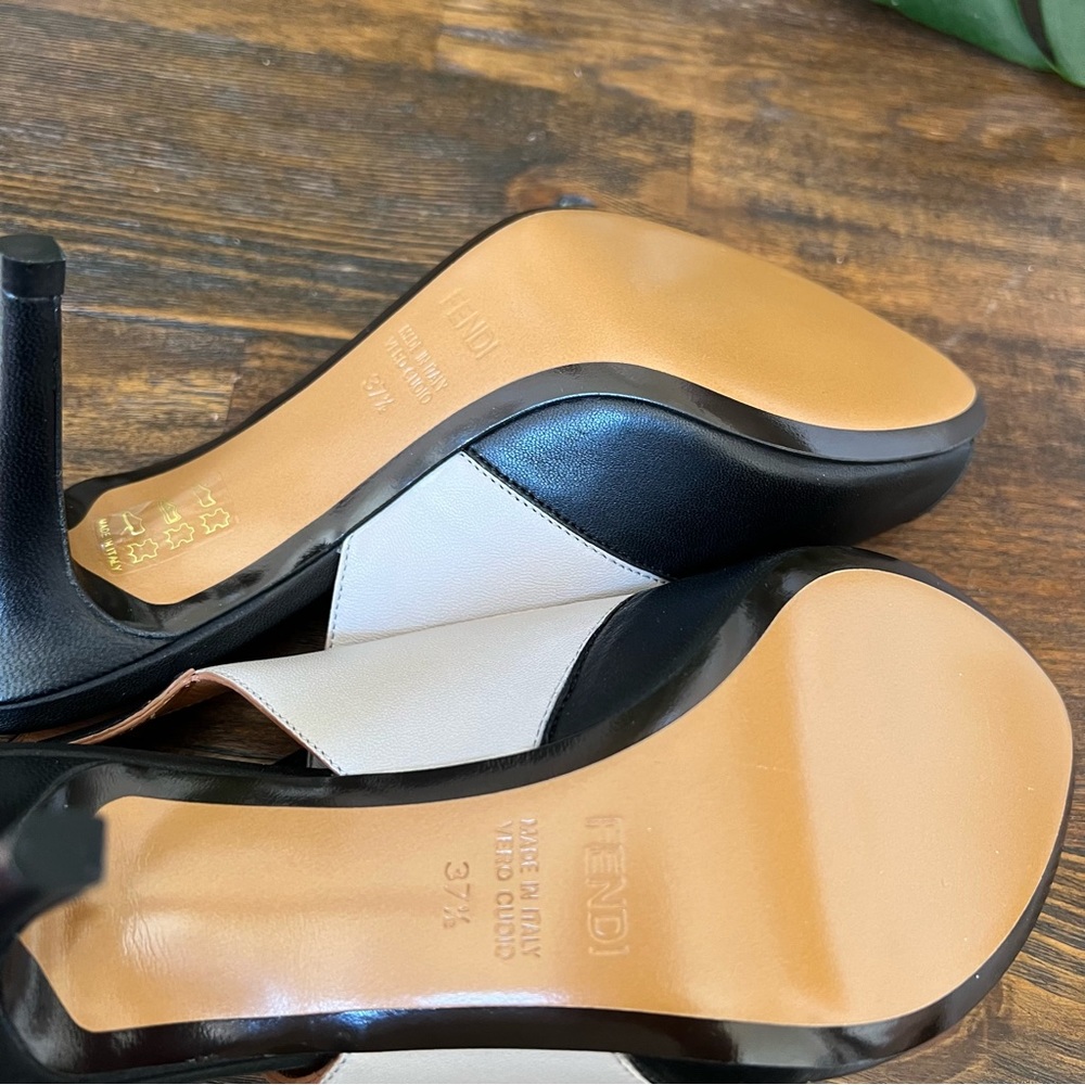 NEW!! FENDI Colorblock Slingback Heels EU 37.5 US7.5 - Picture 10 of 15